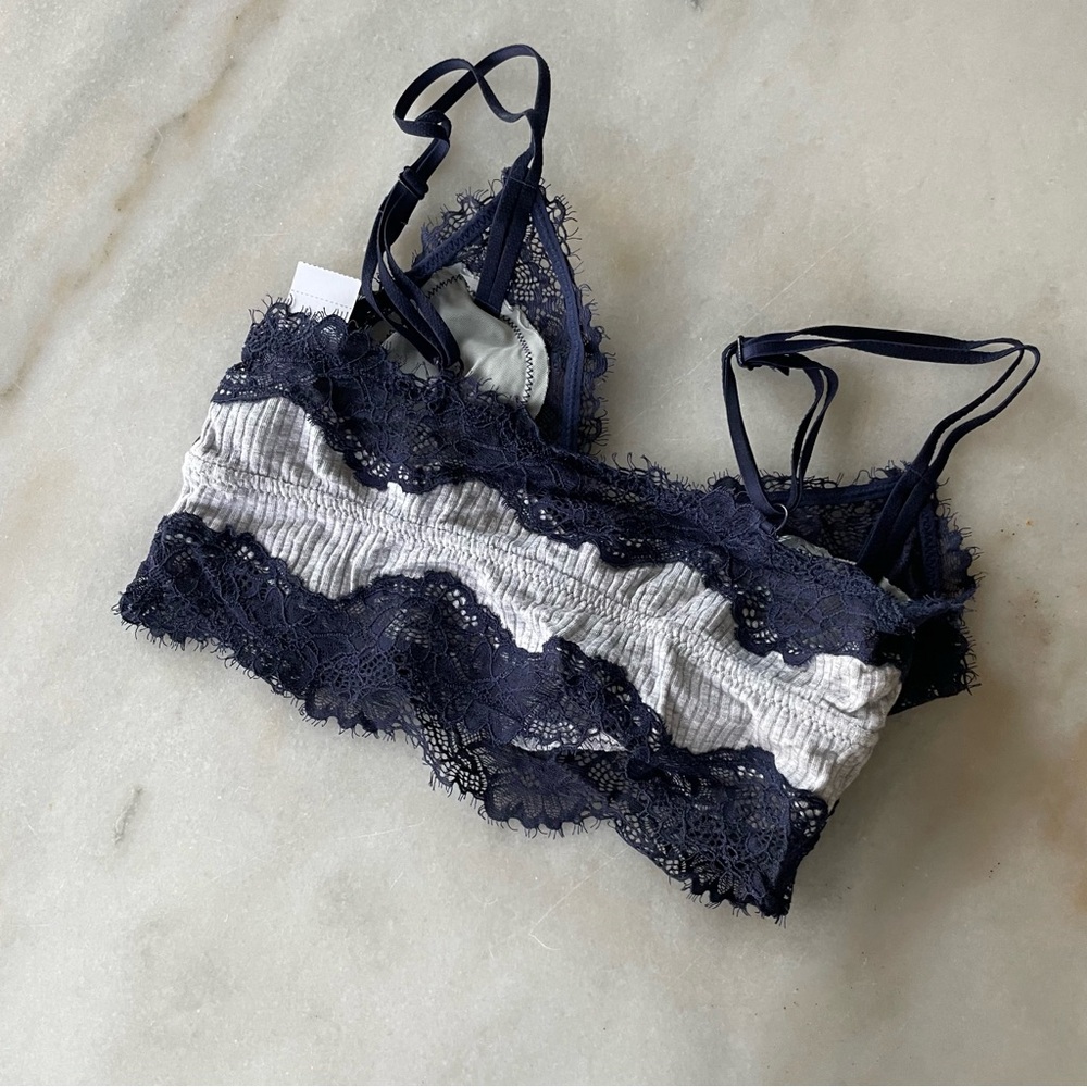 NWT Aerie Lace-Trim Ribbed Bralette in Navy and Heather Gray size S - Picture 2 of 4
